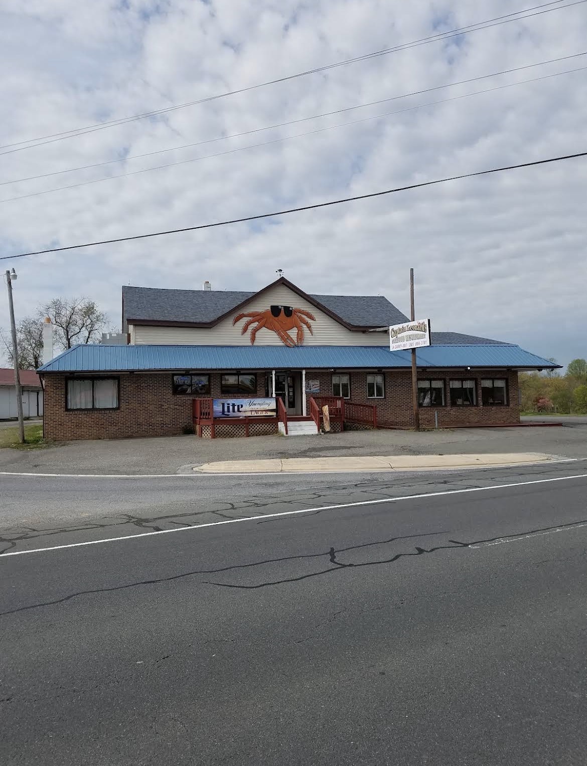 Captain Leonard's Seafood Restaurant storefront on Three Notch Road in Mechanicsville, MD